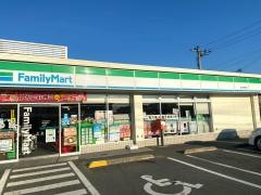 ファミリーマート　岡山目黒町店