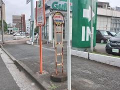 「東神奈川駅入口」バス停留所