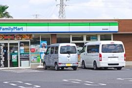 ファミリーマート　邑楽赤堀店