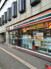 セブンイレブン　神戸中央中町通店