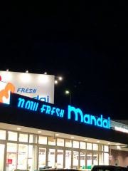 万代　学園前店
