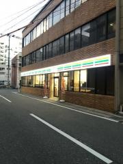 セブンイレブン　博多駅前４丁目店