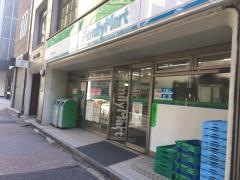 ファミリーマート　日本橋通町店