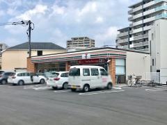 セブンイレブン　福岡井尻4丁目店
