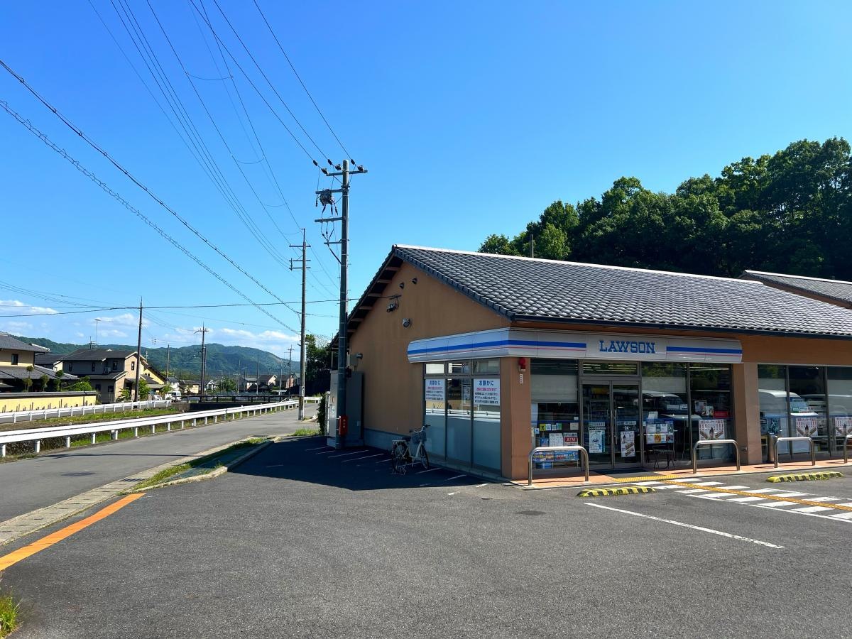 施設外観の写真を撮影しました