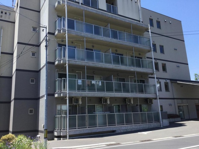 （介護付き）　　　特定施設　里山辺の杜