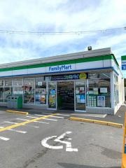 ファミリーマート　京田辺興戸店