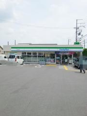 ファミリーマート　京田辺興戸店