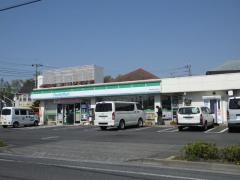 ファミリーマート　調布天文台通り店