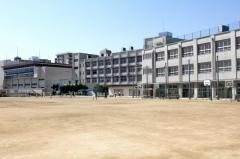 平野小学校