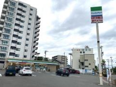 ファミリーマート　岐阜長良橋西店