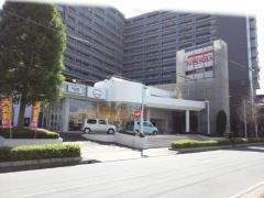 日産プリンス埼玉朝霞台駅前店