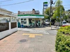 ファミリーマート　海田大学通り店