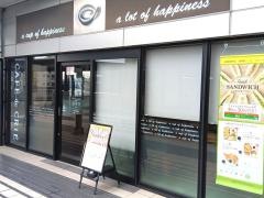 カフェ・ド・クリエ　ＪＲ高槻駅前店