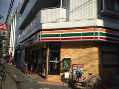 セブンイレブン　馬事公苑店