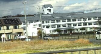 童子山小学校