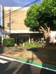 紅葉丘図書館