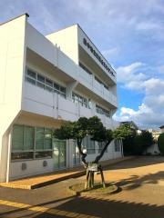 紅葉丘図書館