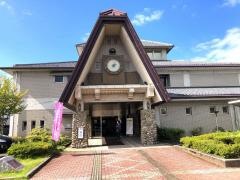 勝山市立図書館