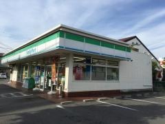 ファミリーマート　江島町店