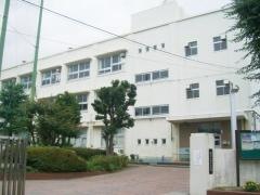 横浜市立鶴ケ峯中学校