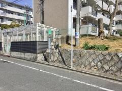 「１０６棟前」バス停留所