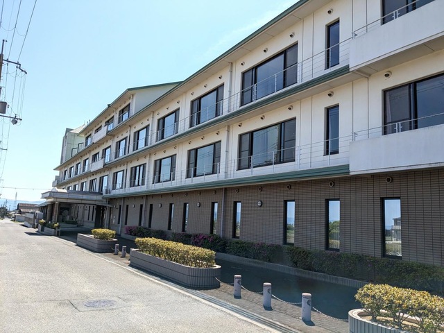 当麻園 建物全景