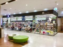 夢屋書店　ピアゴ新城店