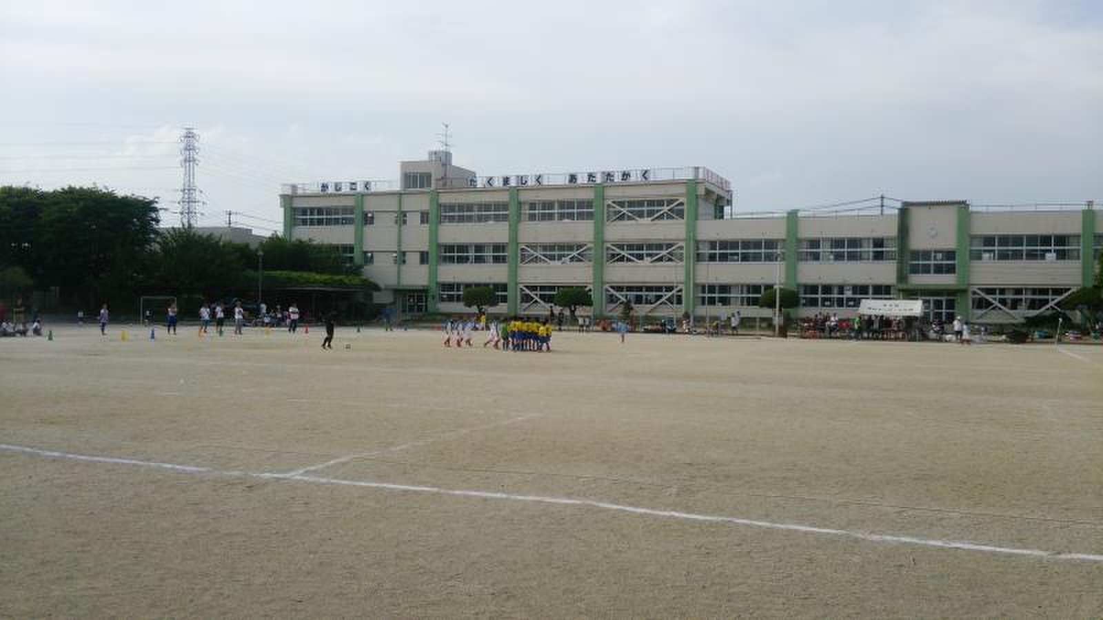 春日部 市立 幸松 小学校