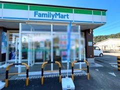 ファミリーマート　今庄店