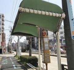 「弥富通三丁目」バス停留所