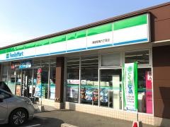 ファミリーマート　博多駅南六丁目店