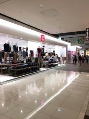 ユニクロ　流山おおたかの森Ｓ・Ｃ店