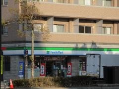 ファミリーマート　広島西白島店