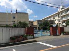 さいたま市立春里中学校