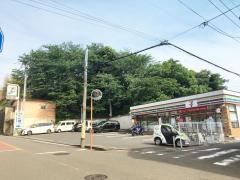 セブンイレブン　横浜鶴見東寺尾3丁目店