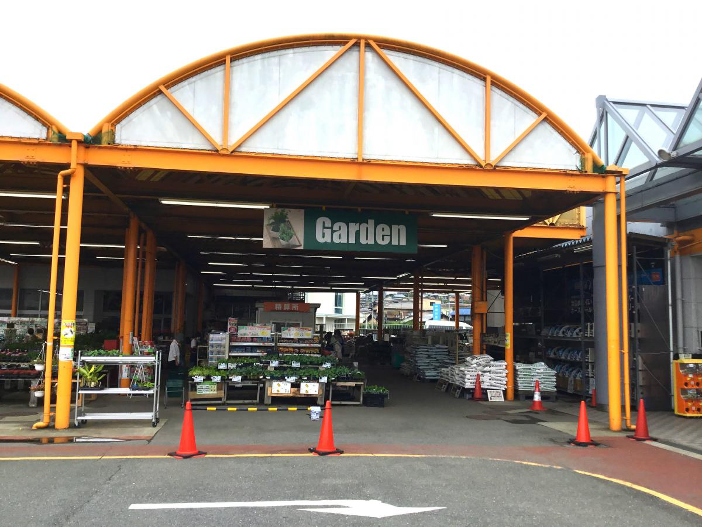 dcm ダイキ 南 生駒 店