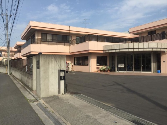 リバティハウス 施設外観