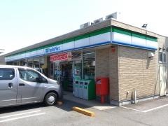 ファミリーマート　西尾中畑店