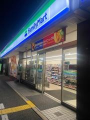 ファミリーマート　守口庭窪店