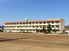竟成小学校