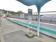 「海の家」バス停留所