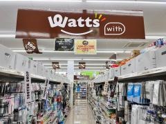 ワッツウィズ　坂ウォンツ店