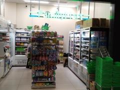ファミリーマート　東京ミッドタウン八重洲／Ｓ店
