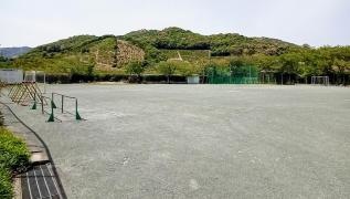 尾奈小学校