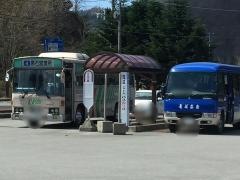 「虹の湖公園」バス停留所
