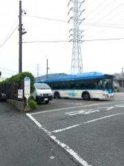 「井田営業所前」バス停留所
