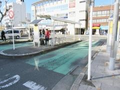 「平塚駅南口」バス停留所