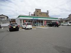 ファミリーマート　小松島横須店