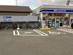 ローソン　高知中久万店
